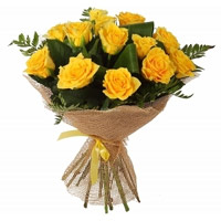 Online Yellow Roses Bouquet 10 Flowers for Bhai Dooj