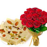 Karwa Chauth Sargi gifts Combo of 1 kg mawa burfi with 12 red roses