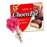 Bouquet of 6 Pink Roses, Lotte Choco Pie Delivery to India