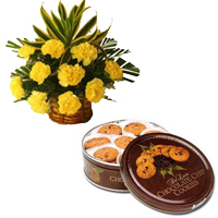 Pack of Danish Chocolate Cookies & Basket flowers Online