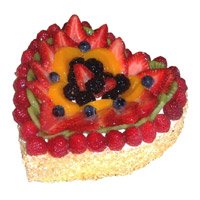 Fruit Valentine's day Cake in Heart Shape 2 Kg