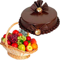 Online 1 Kg Fresh Fruits Basket with 500 gm Chocolate Truffle Cake Delivery in India