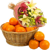 Send Pink Yellow Lily Bouquet 4 Flower Stems with 18 pcs Fresh Orange to India