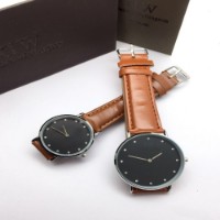 Send Couple Watches Gifts delivery in India