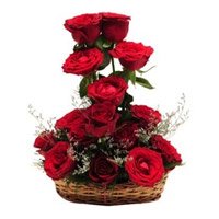 Send Red Roses Basket 12 Flowers Delivery in India for Valentine's Day