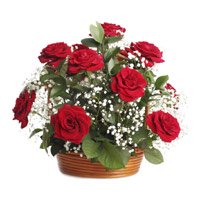 Valentine's Day Red Roses Basket 18 Flowers delivery