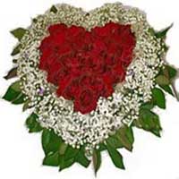 Send Red Roses White Daisies Heart 50 Flowers to India For Valentine's Day